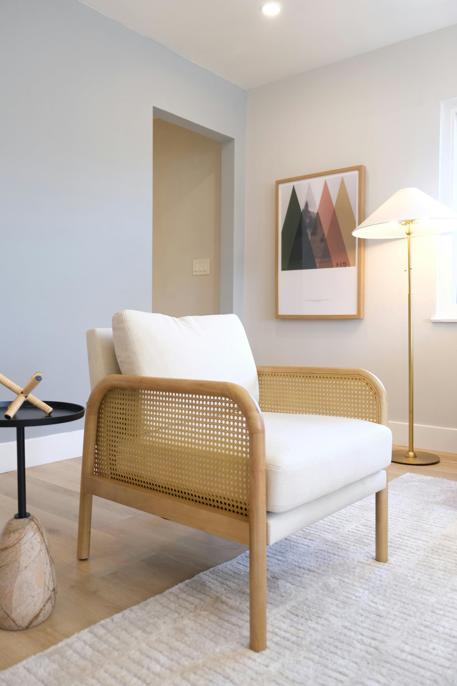 Loom accent chair