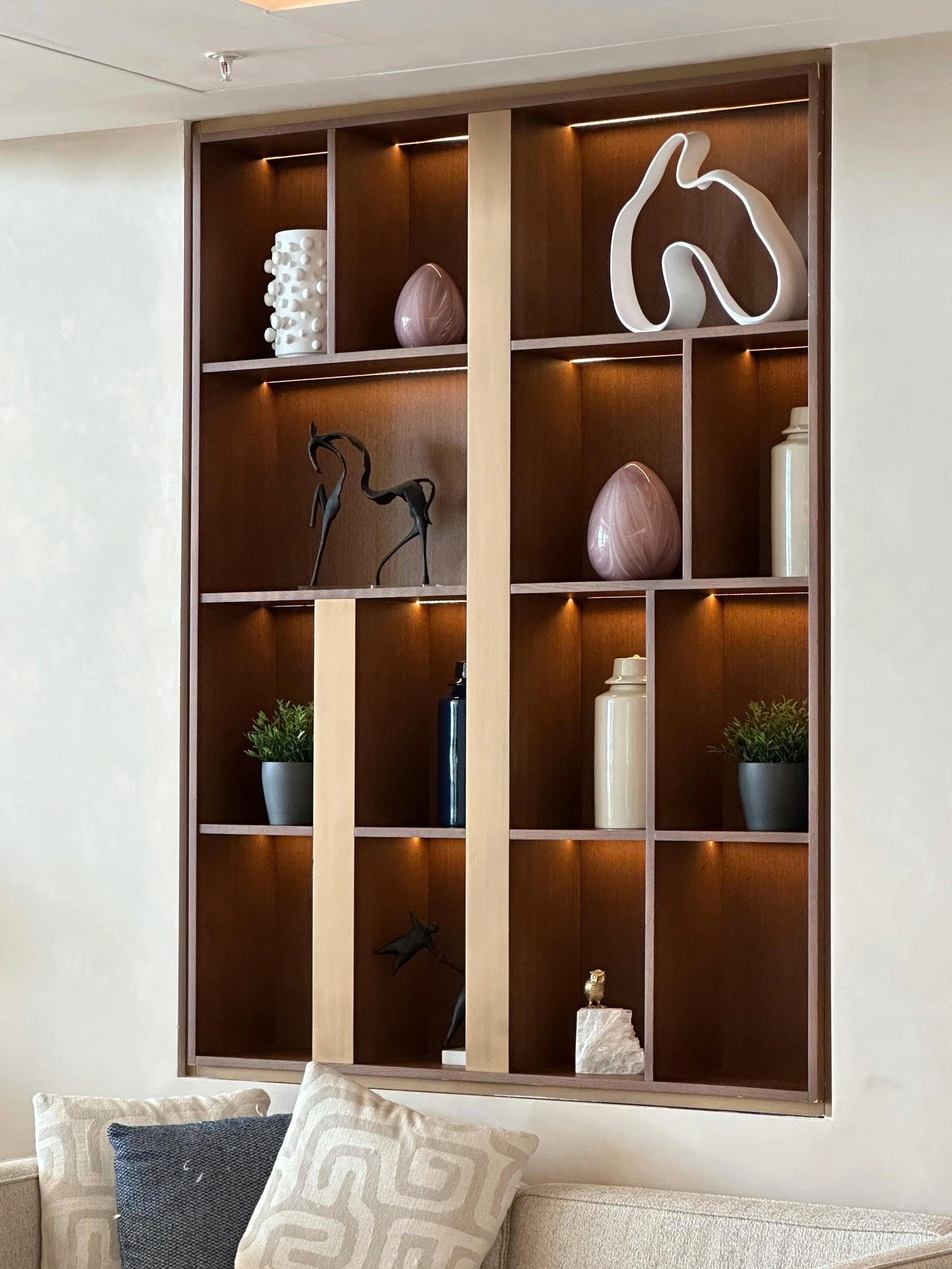 Lumina Display Unit