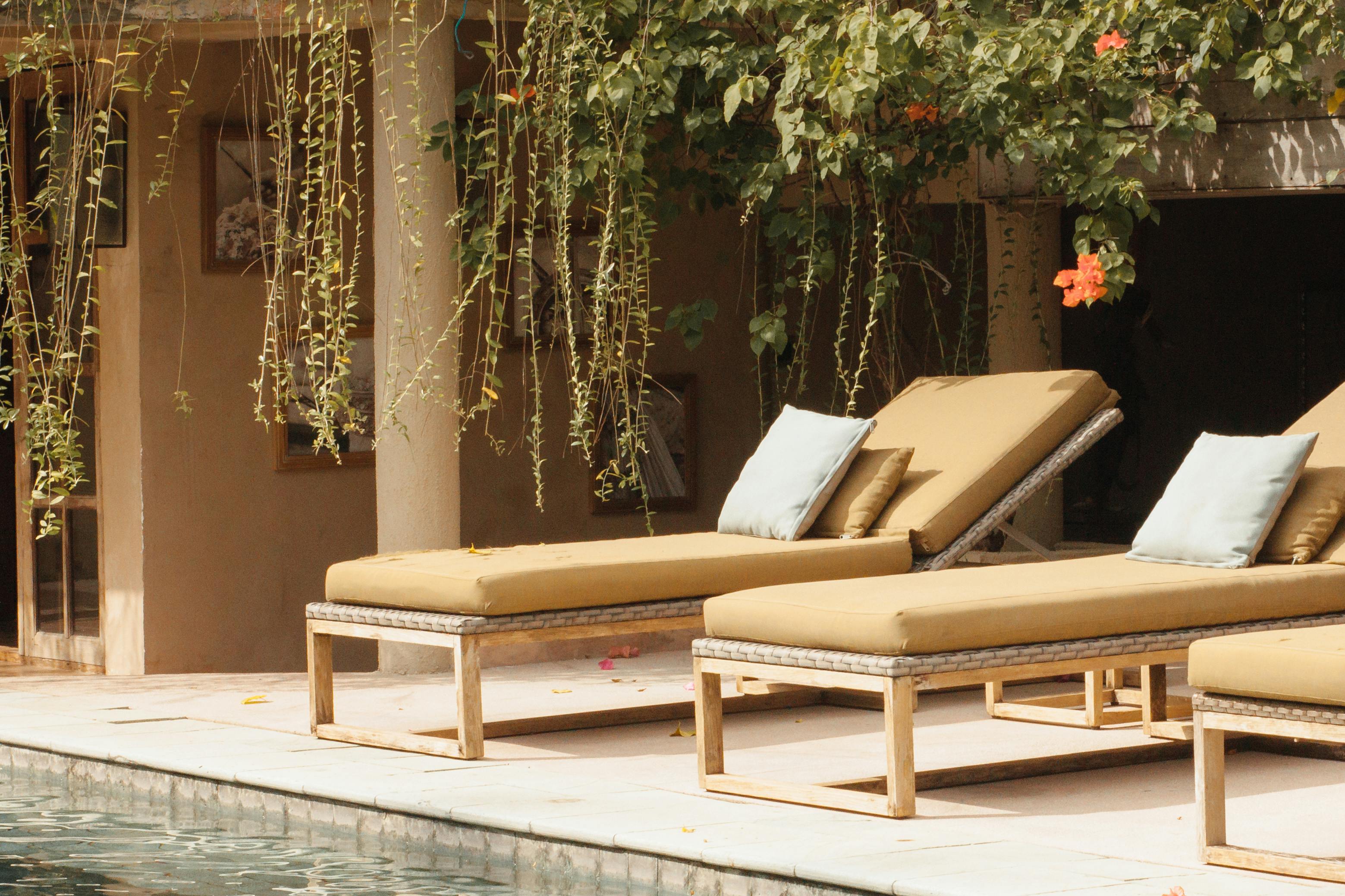 Solis Lounger